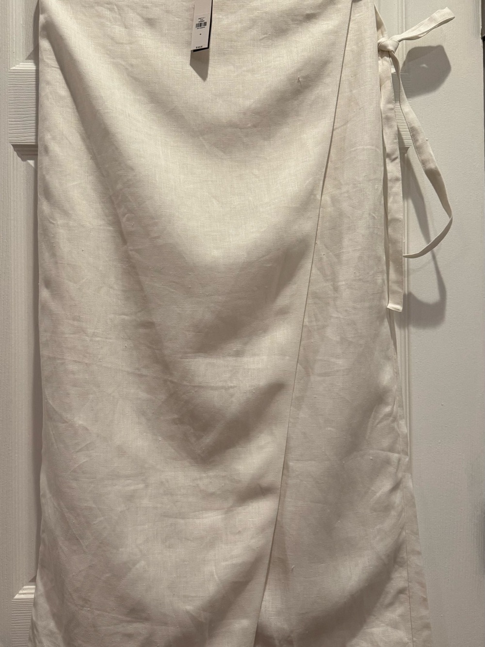 Banana Republic Magnolia Flower Ivory linen Wrap Skirt